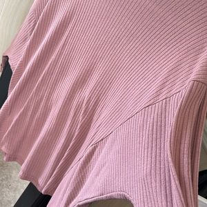 Buckle’s Daytrip pink oversized top